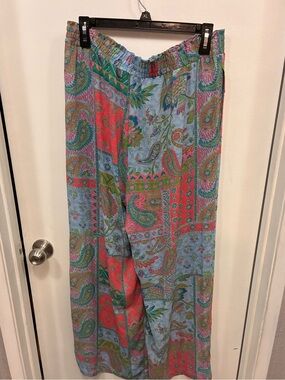 NWOT Rose + Olive Colorful Paisley, floral , Boho  Wide leg Pants (#D-41)